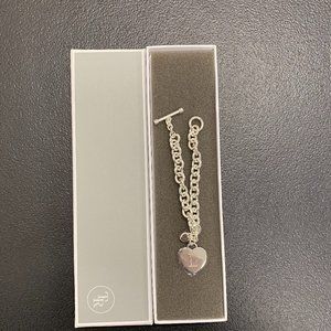 New Things Remembered "L" Heart silver bracelet